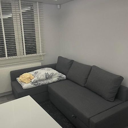 Apartament Poniatowa Daire Dış mekan fotoğraf